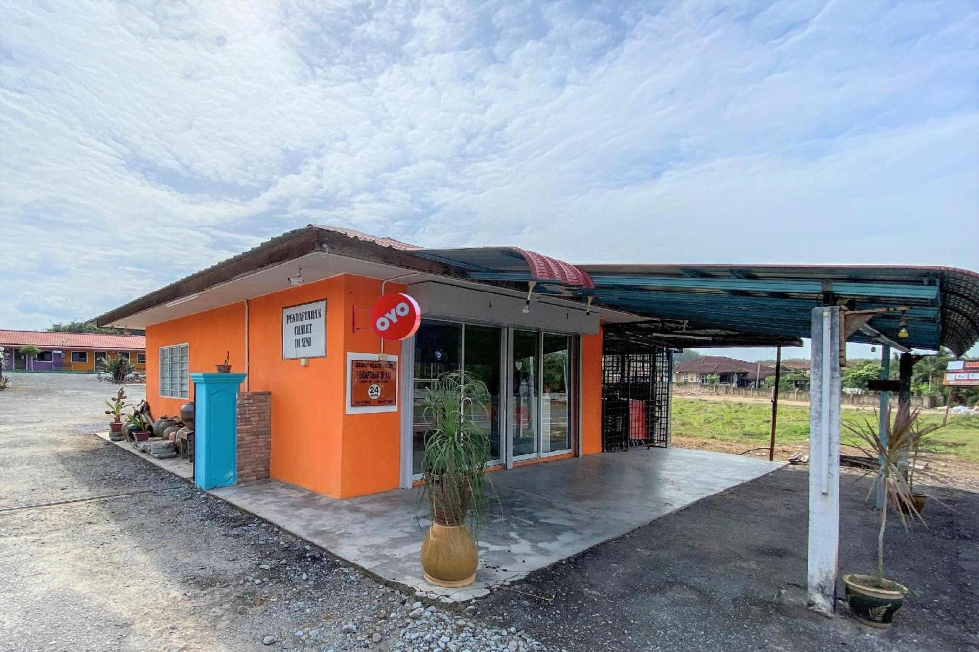 Capital O 90168 Serambi Pelangi Chalet Changlun Exterior foto