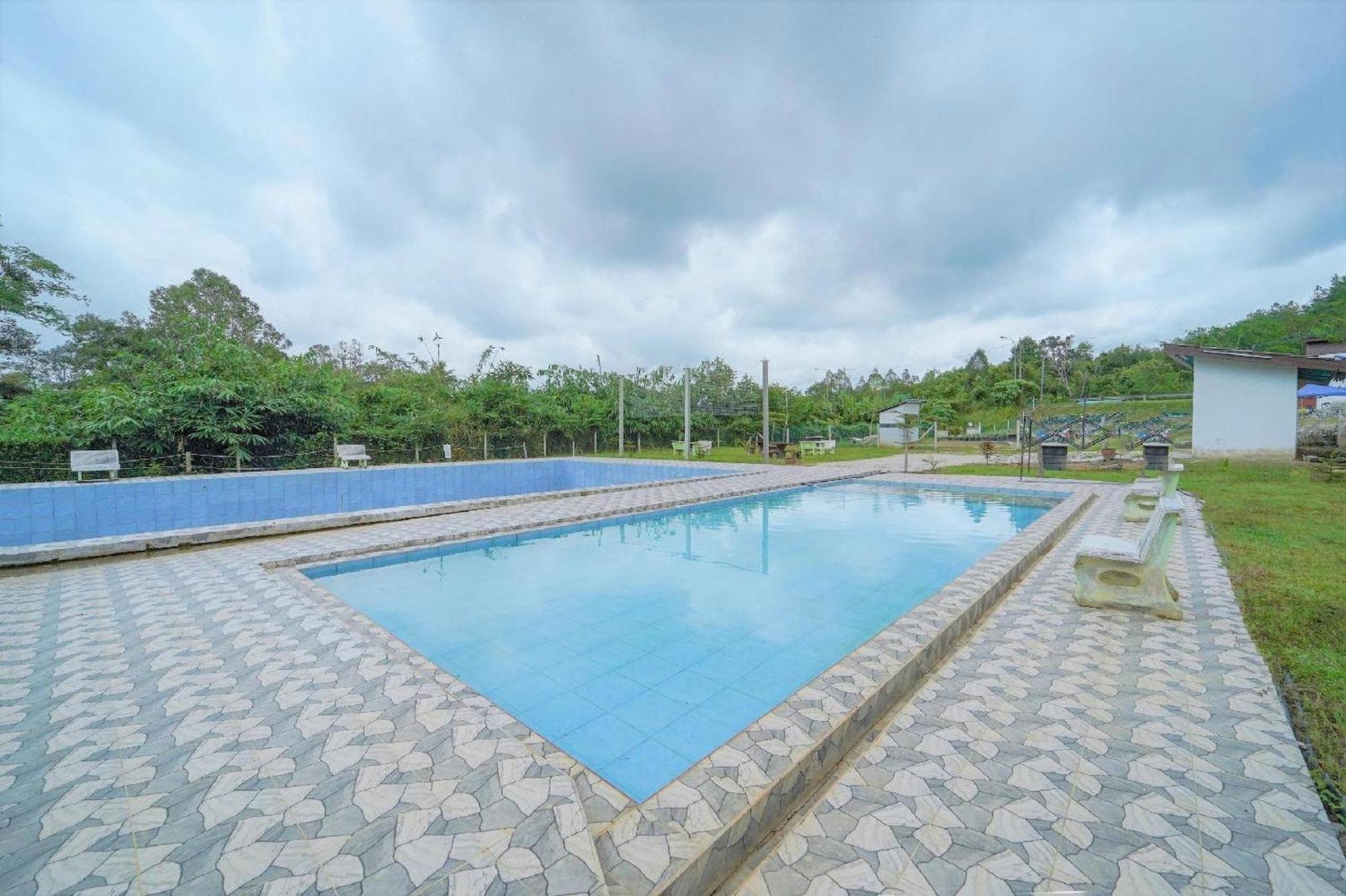 Capital O 90168 Serambi Pelangi Chalet Changlun Exterior foto